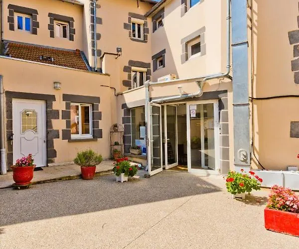 Logis Hotel Restaurant De La Poste